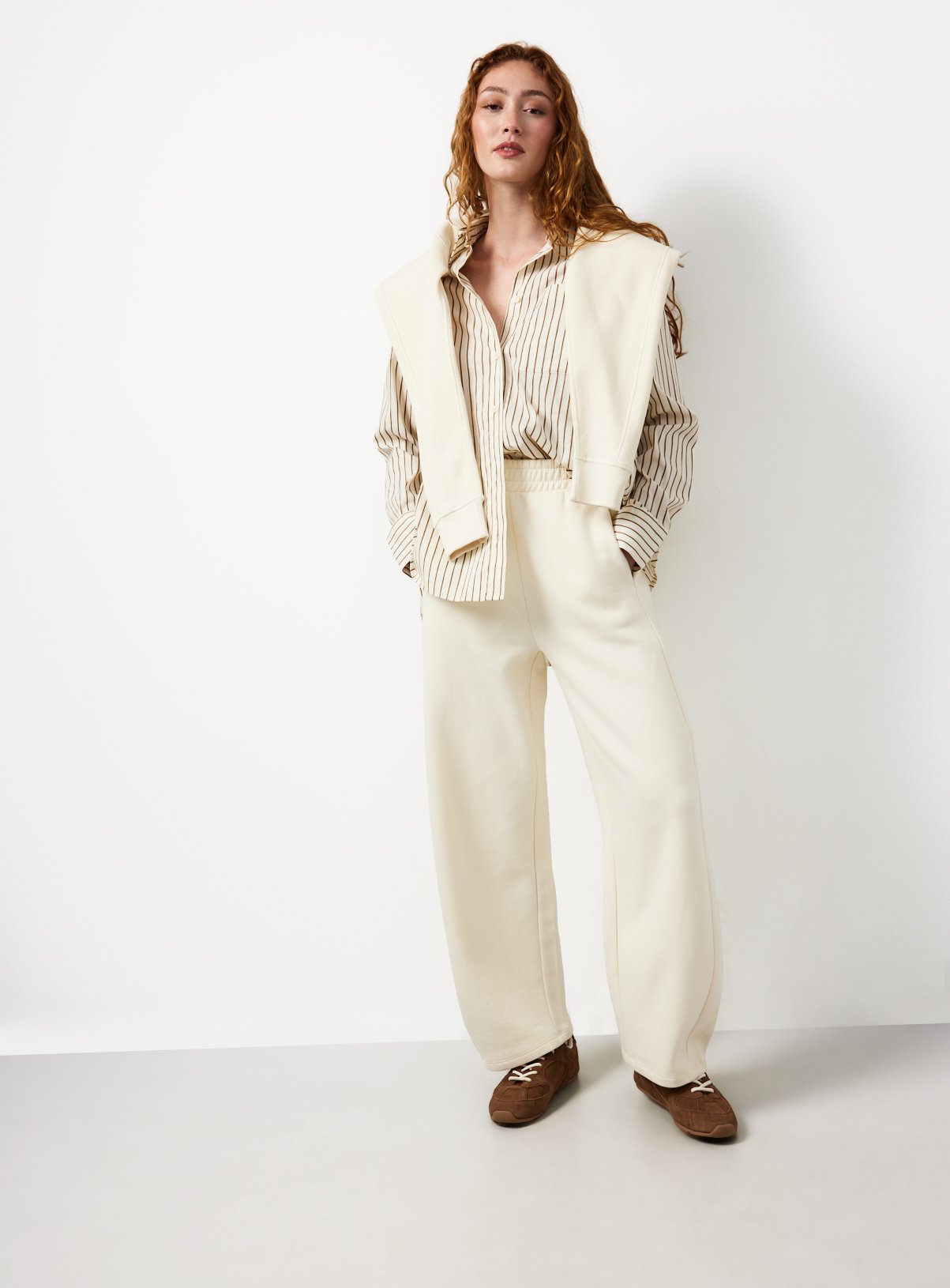 Cream Barrel Leg Co-ord Joggers XL - Image 2 thumbnail