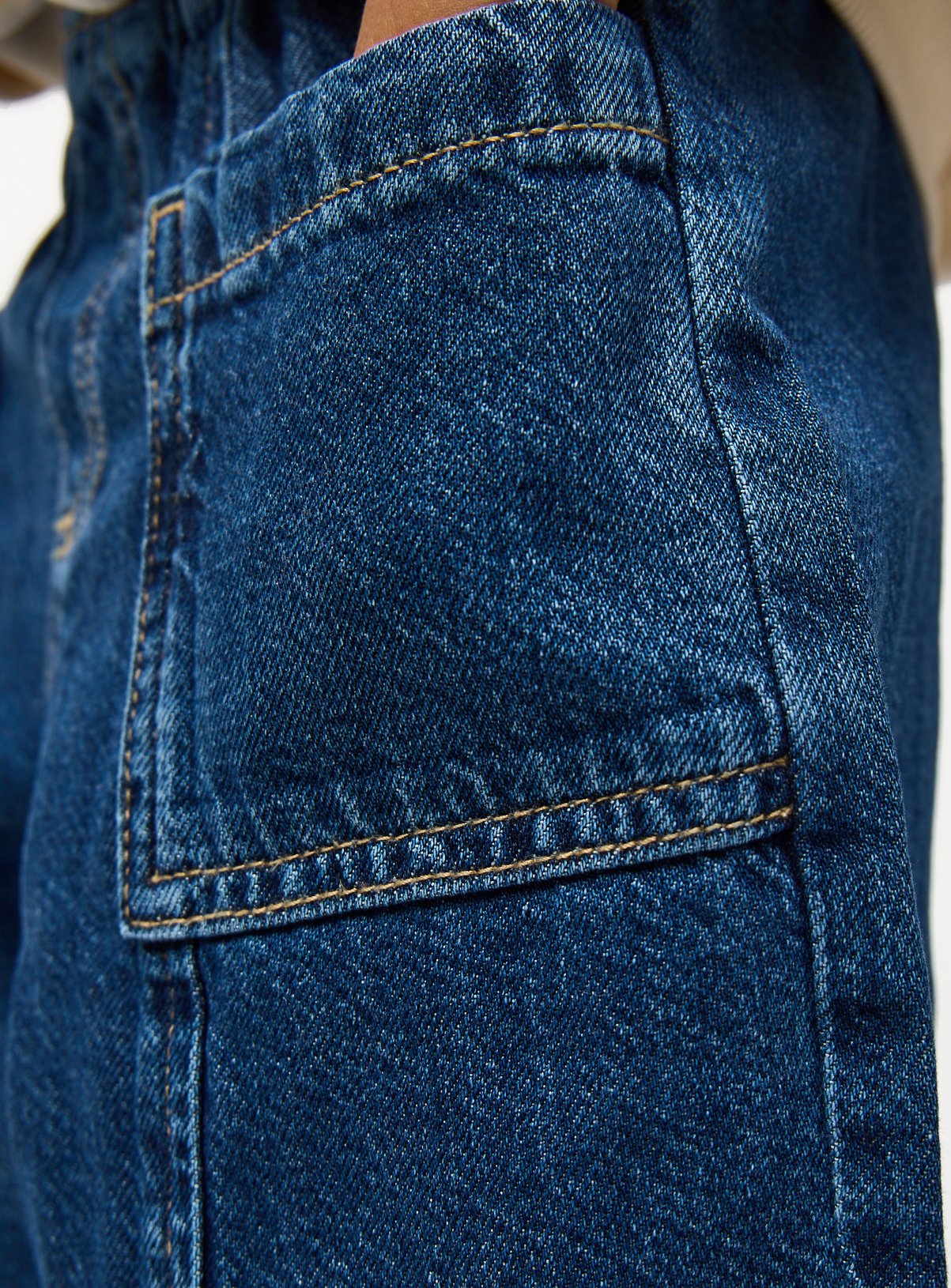 Mid Blue Balloon Barrel Leg Jeans 3-4 years - Image 5 thumbnail