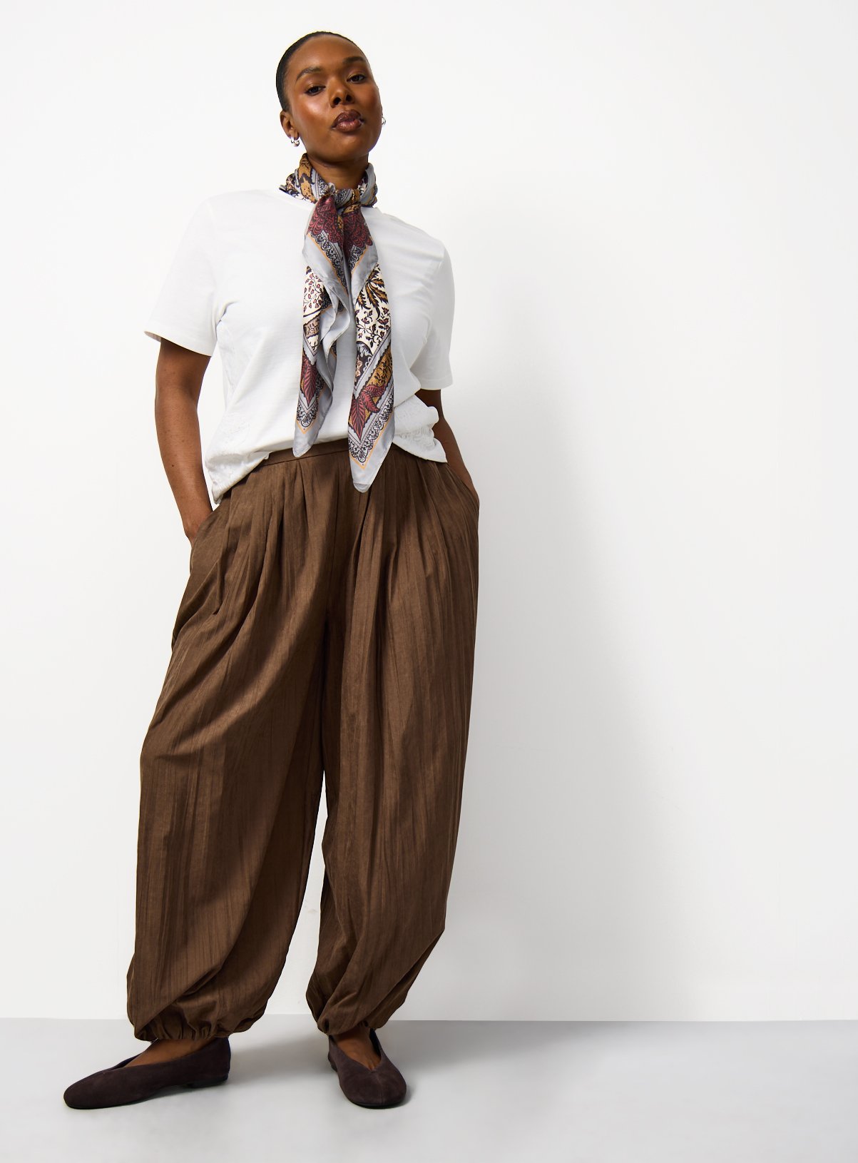 Chocolate Sandwash Balloon Leg Trousers 22 - Image 2 thumbnail