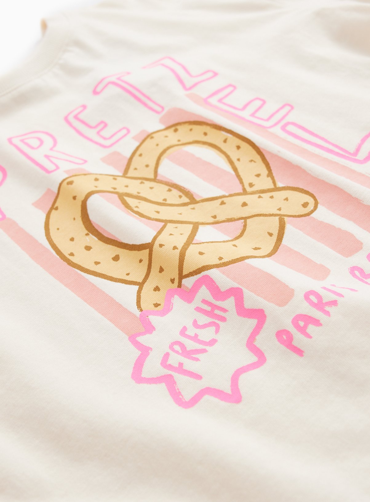 White Pretzel Graphic Long Sleeve Relaxed Fit T-Shirt 7-8 years - Image 2 thumbnail
