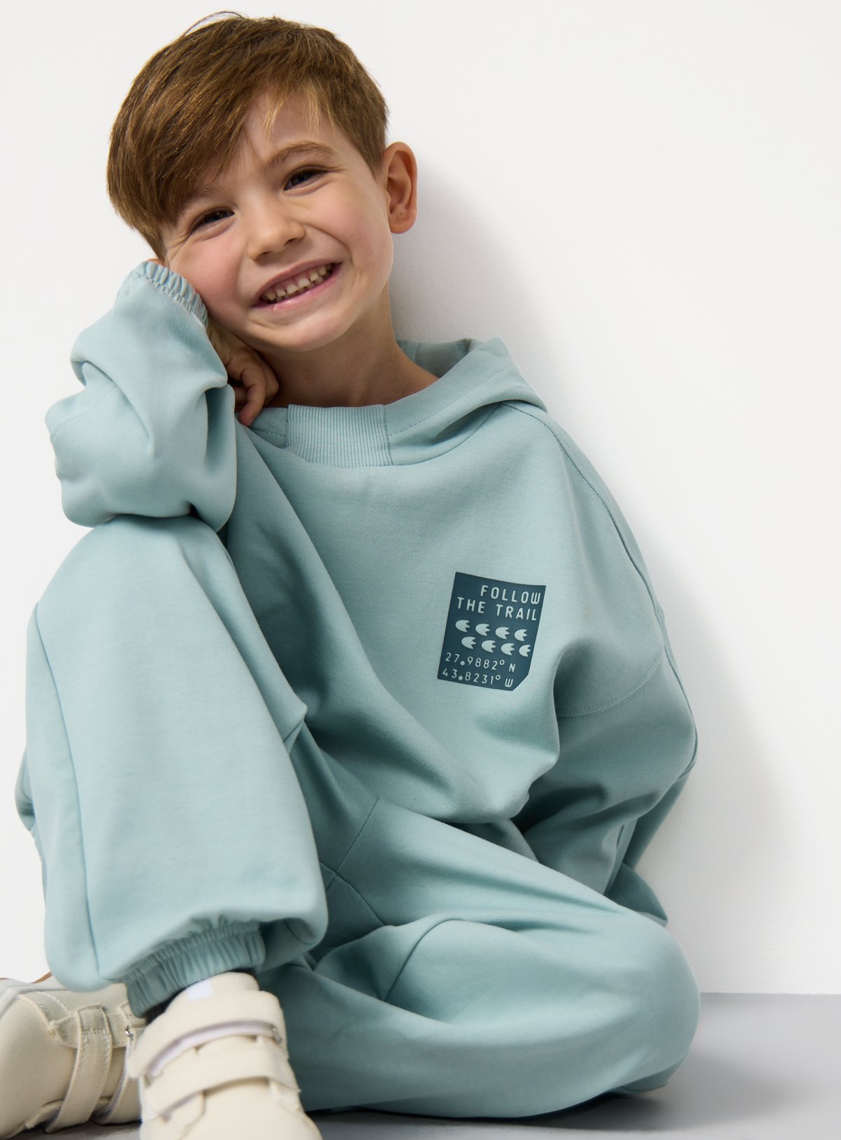 Blue Hoodie & Joggers Set 4-5 years - Image 2 thumbnail