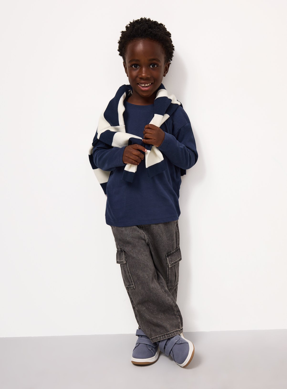 Assorted Colours Long Sleeve T-Shirts 5 Pack 7-8 years - Image 3 thumbnail
