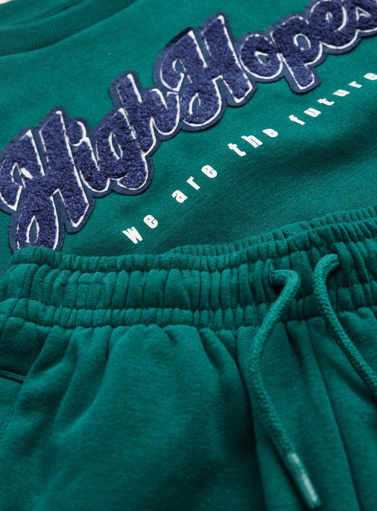 Green 90s Crew Neck Sweat Set 4-5 years - Image 4 thumbnail