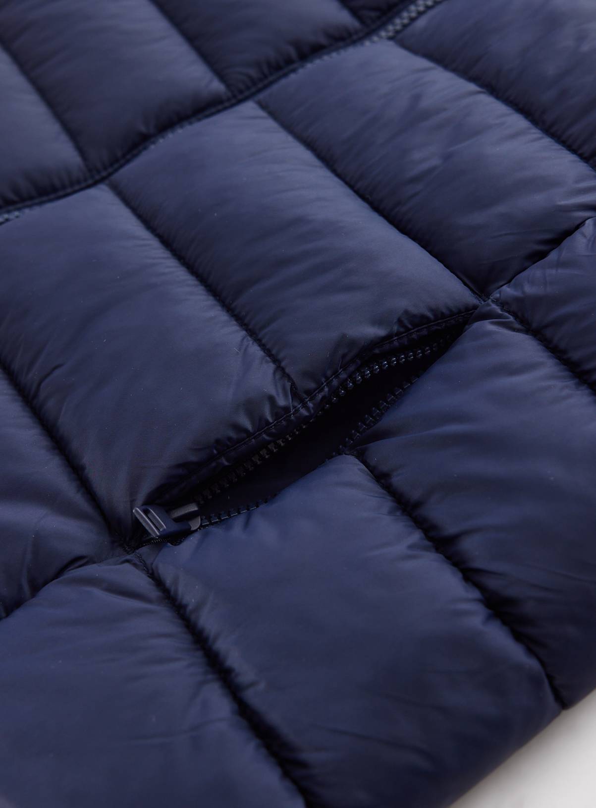 Navy Hooded Puffer Gilet 9-10 years - Image 3