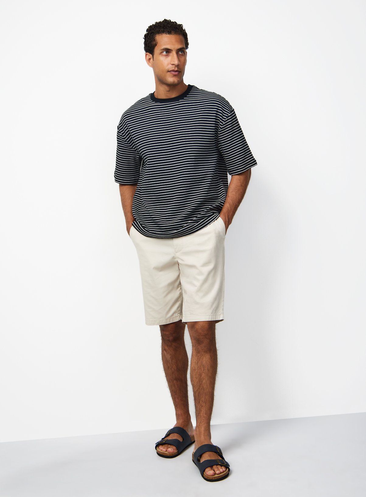 Mono Stripe Print Relaxed Fit T-Shirt XXL - Image 2 thumbnail
