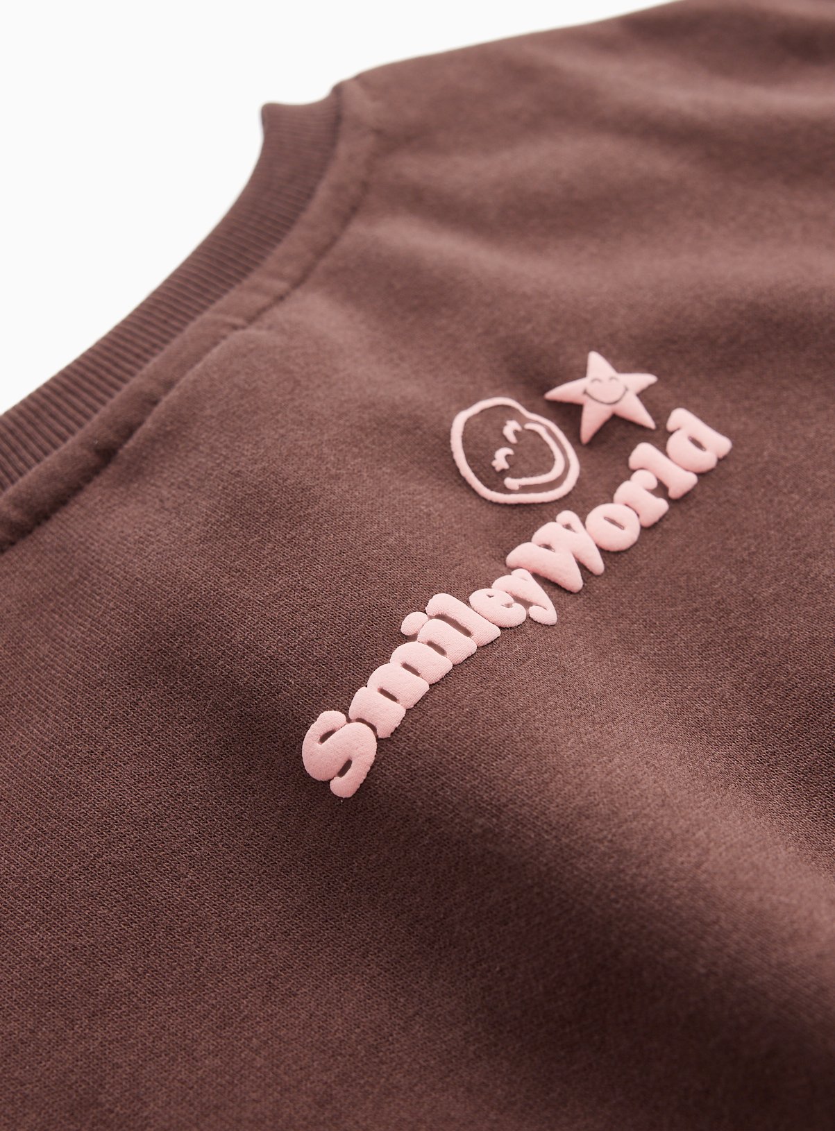 Smiley World Brown Happiness Graphic Sweatshirt 12 years - Image 2 thumbnail