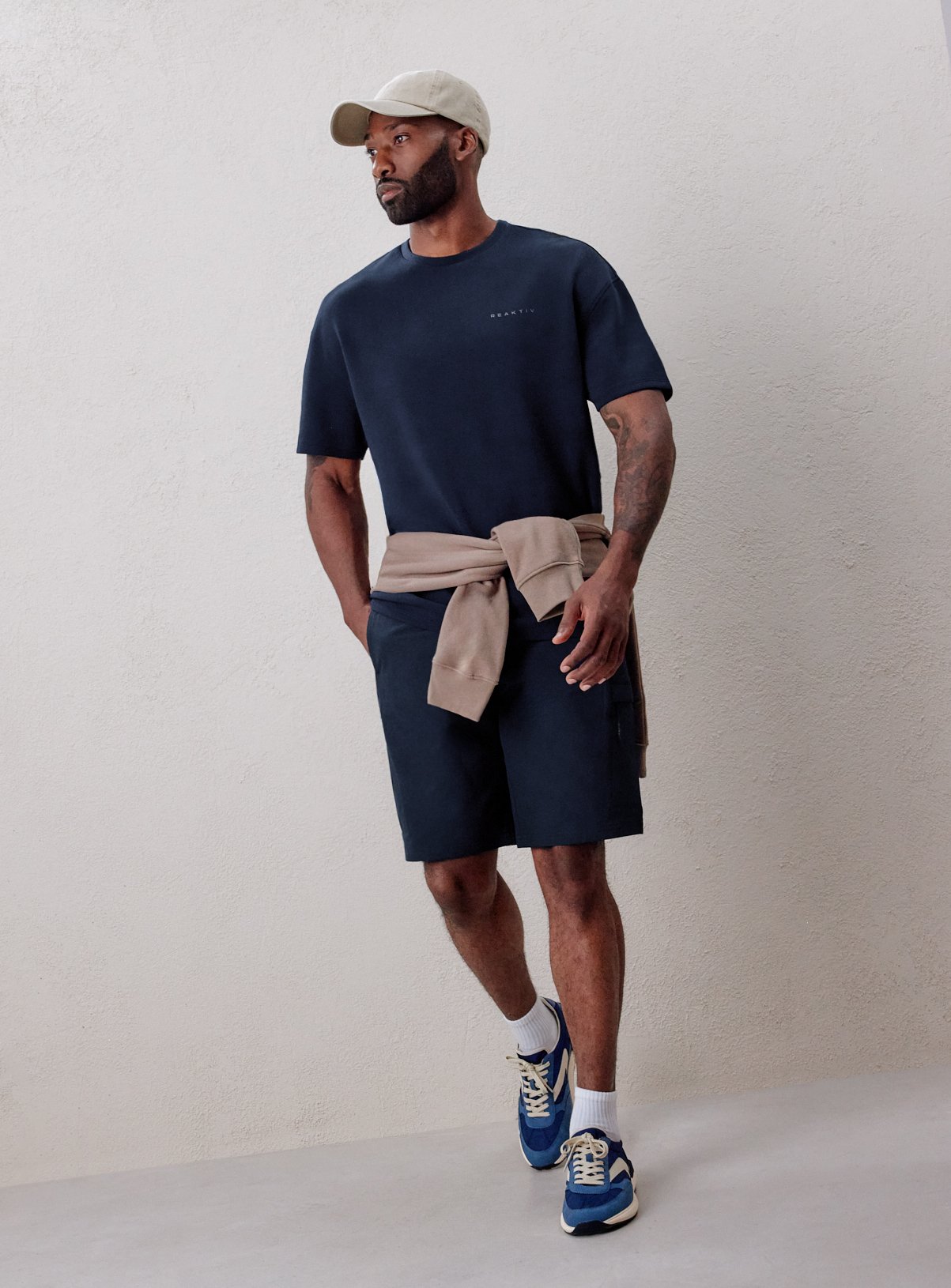 REAKTIV Navy Athleisure Graphic Tee M - Image 2 thumbnail