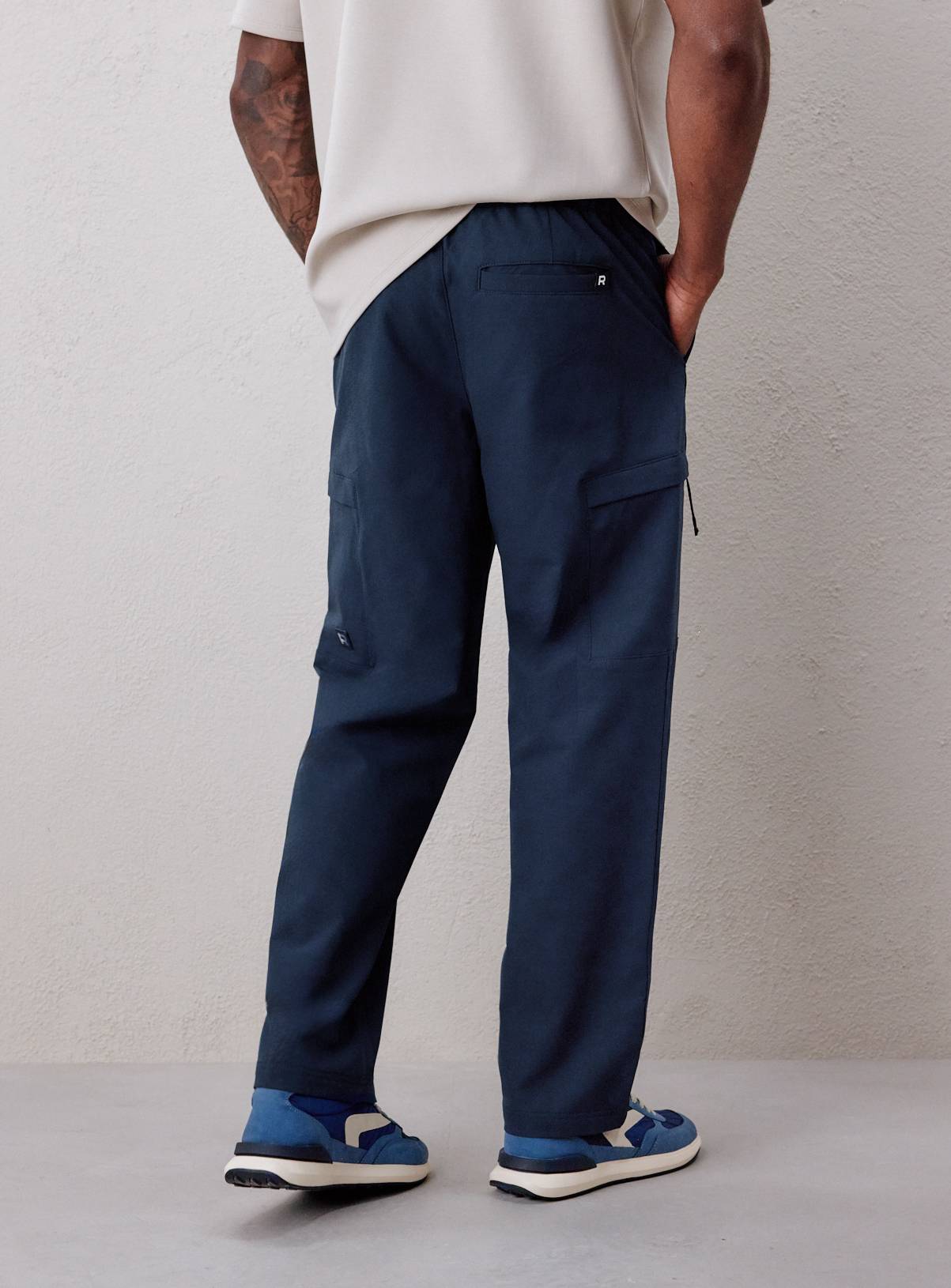 REAKTIV Navy Athleisure Tech Trousers S - Image 6