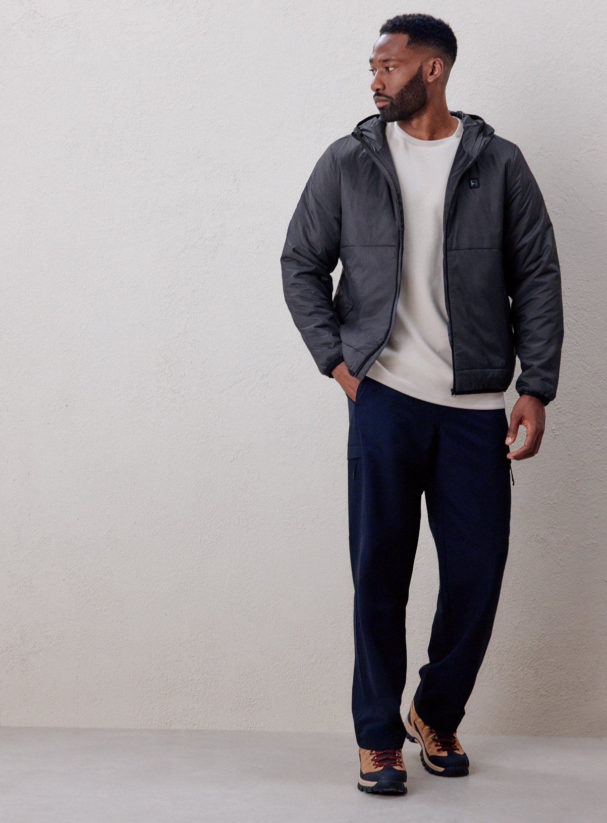 REAKTIV Charcoal Athleisure Padded Jacket XXL - Image 2 thumbnail
