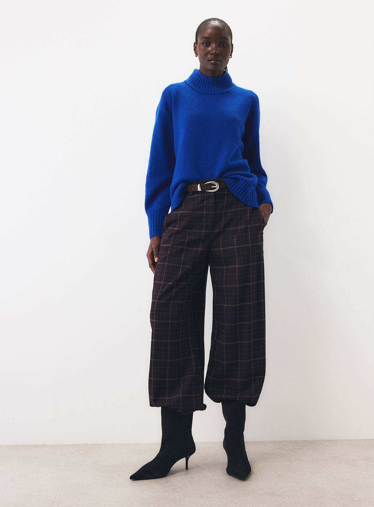 Brown Check Barrel Trousers 14S - Image 2