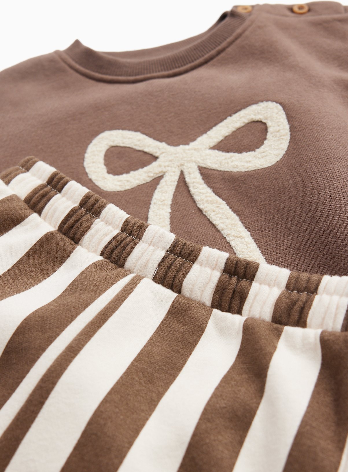 Brown Bow Print Sweatshirt & Joggers Set 3-6 months - Image 2 thumbnail