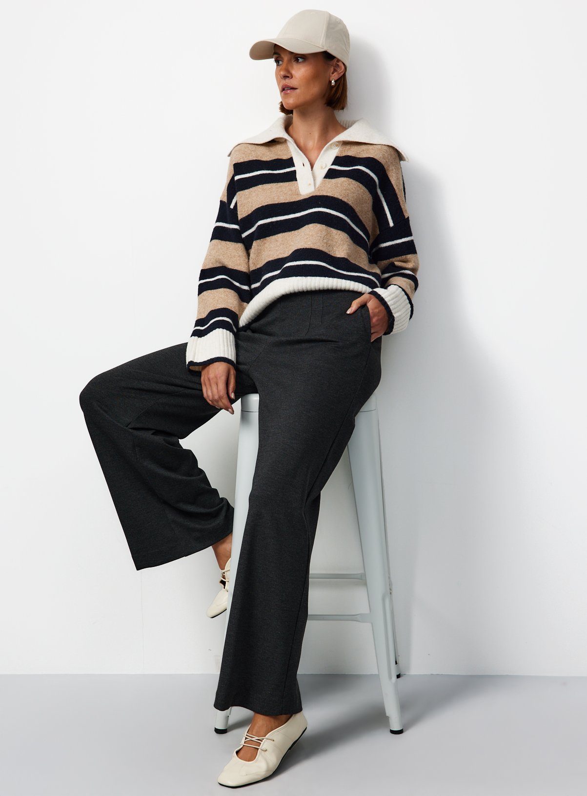 Charcoal Ponte Wide Leg Trousers 22L - Image 2 thumbnail