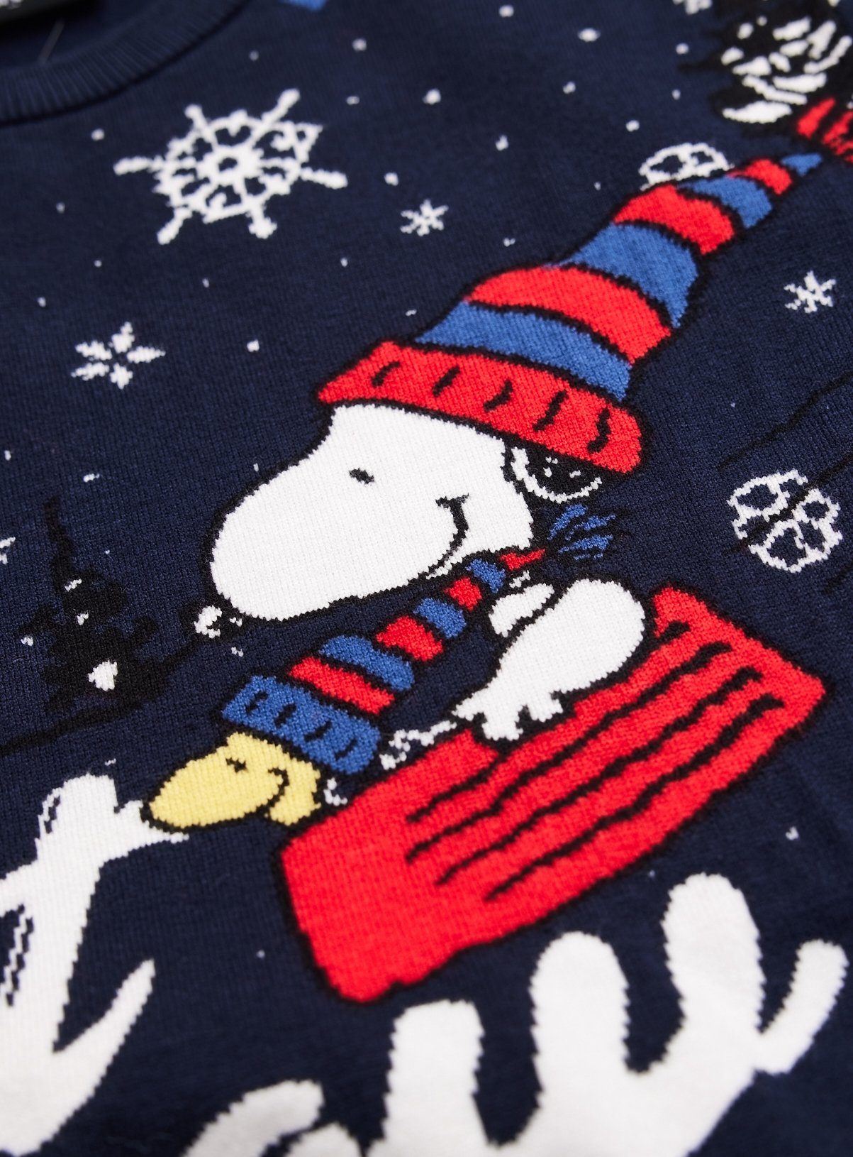 Snoopy Let It Snow Christmas Jumper XXL - Image 4 thumbnail