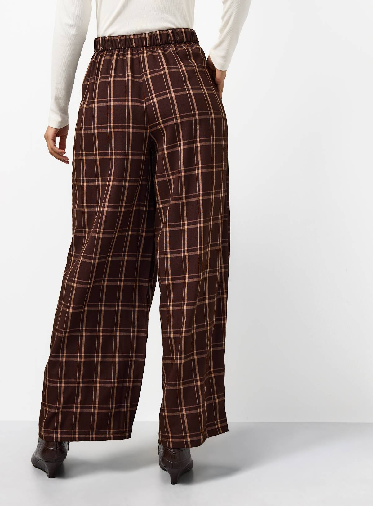 Brown Checked Wide Leg Trousers 16S - Image 4