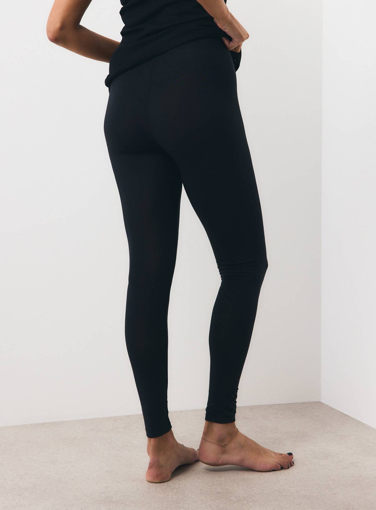 Black Thermal Base Layer Leggings 2-Pack XS - Image 5