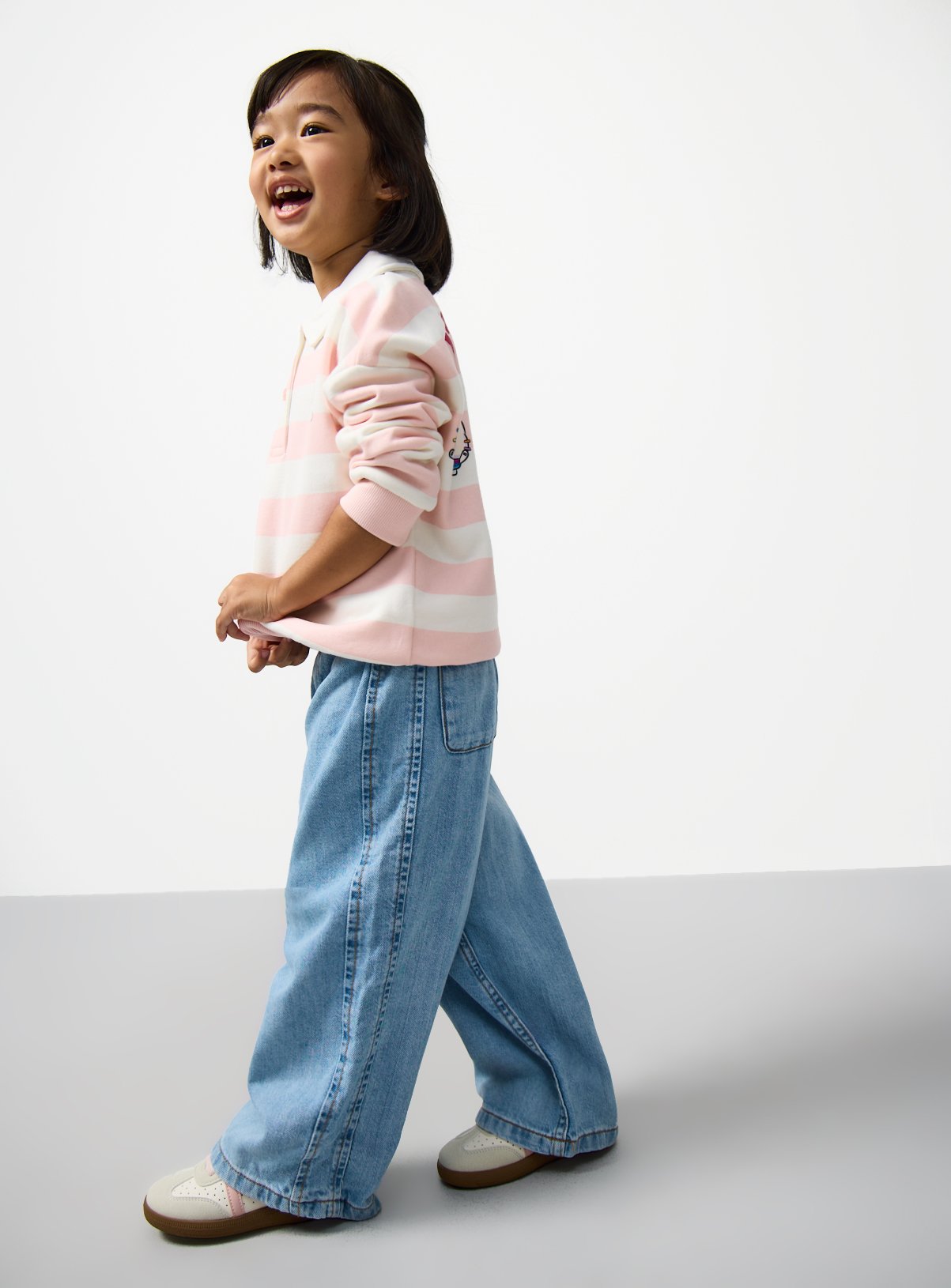 Pink Stripe Gabby's Dollhouse Motif Rugby Sweatshirt 6-7 years - Image 2 thumbnail