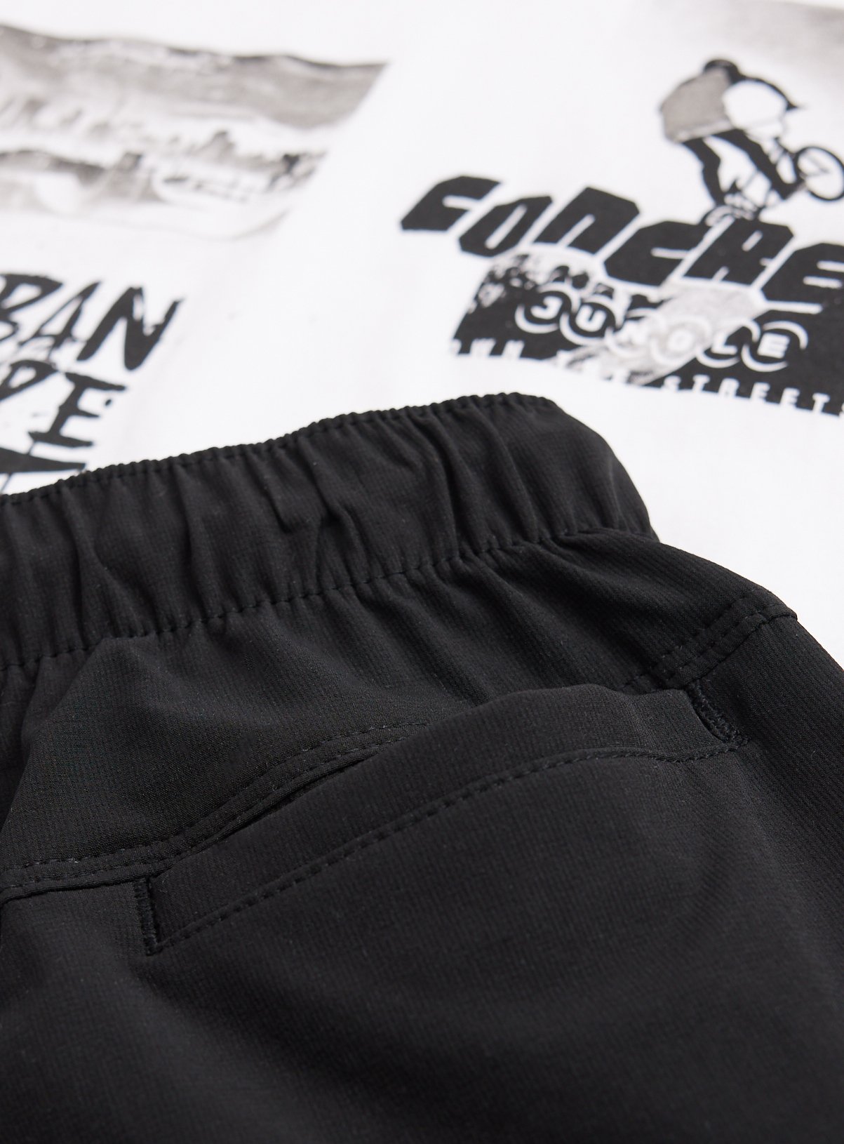 Black & White Skate Park Shorts & T-Shirt 2-Piece Set 10 years - Image 2 thumbnail