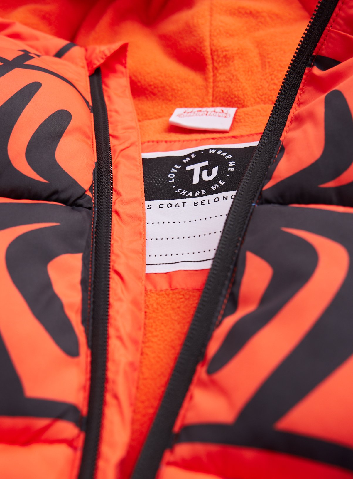 Disney Spider-Man Puffer Jacket 4-5 years - Image 3 thumbnail