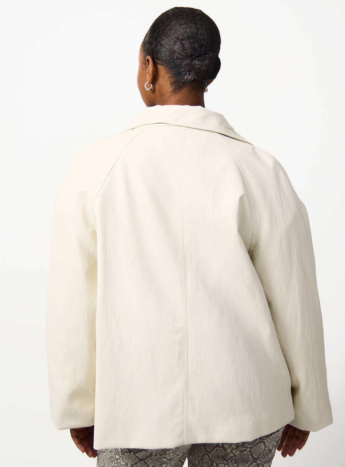 Cream PU Leather Funnel Neck Jacket L - Image 5