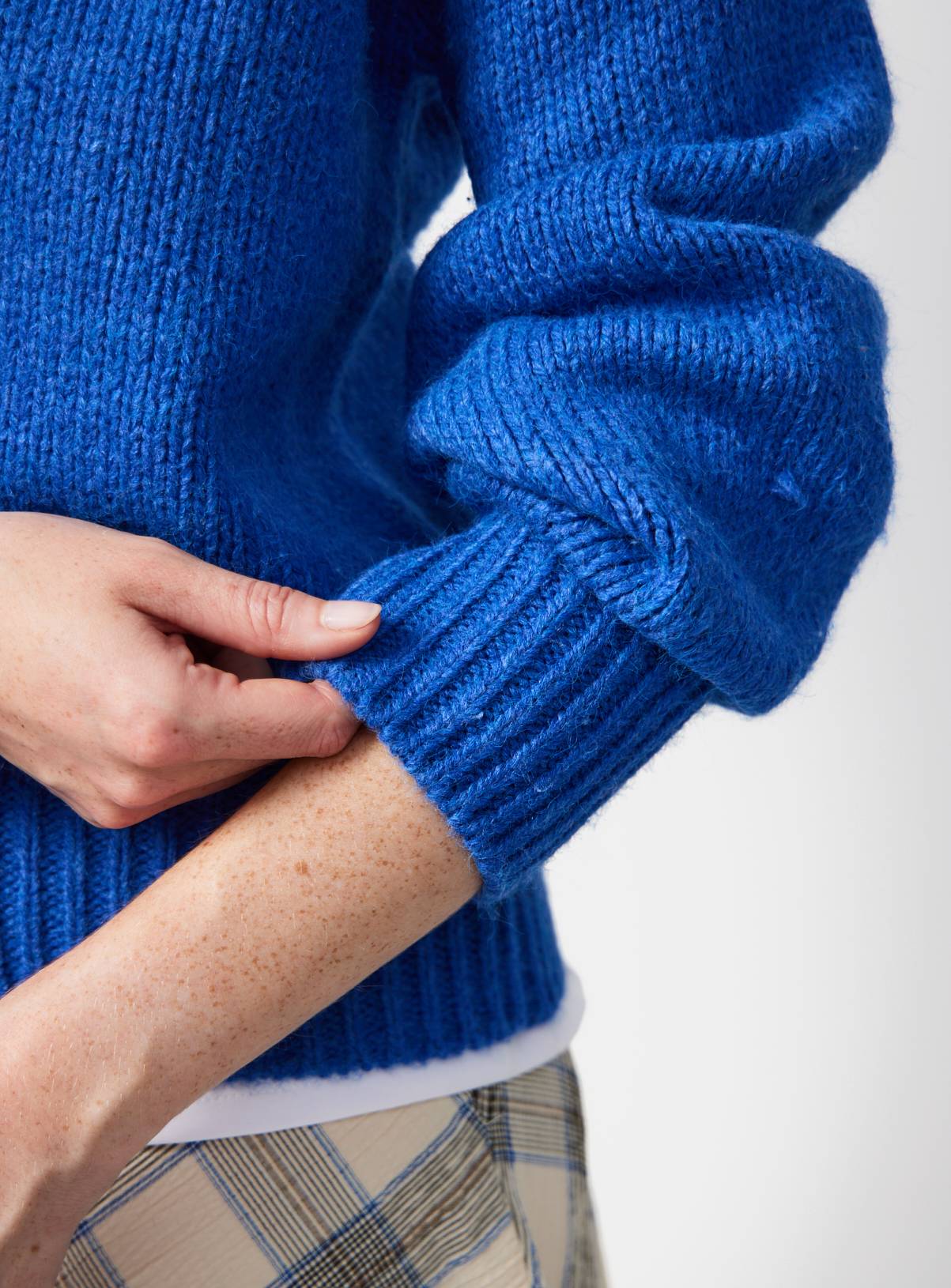 Blue Knitted Oversized Boxy Fit V Neck Cardigan M - Image 3