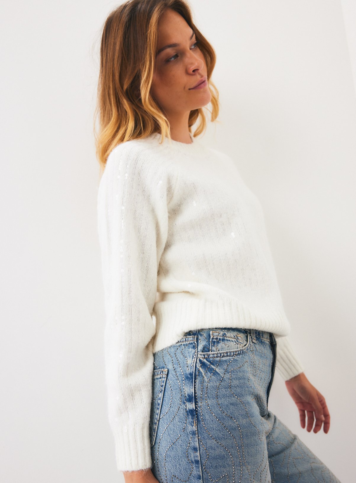 Cream Raglan Sequin Embroidered Crew Neck Jumper M - Image 1 thumbnail