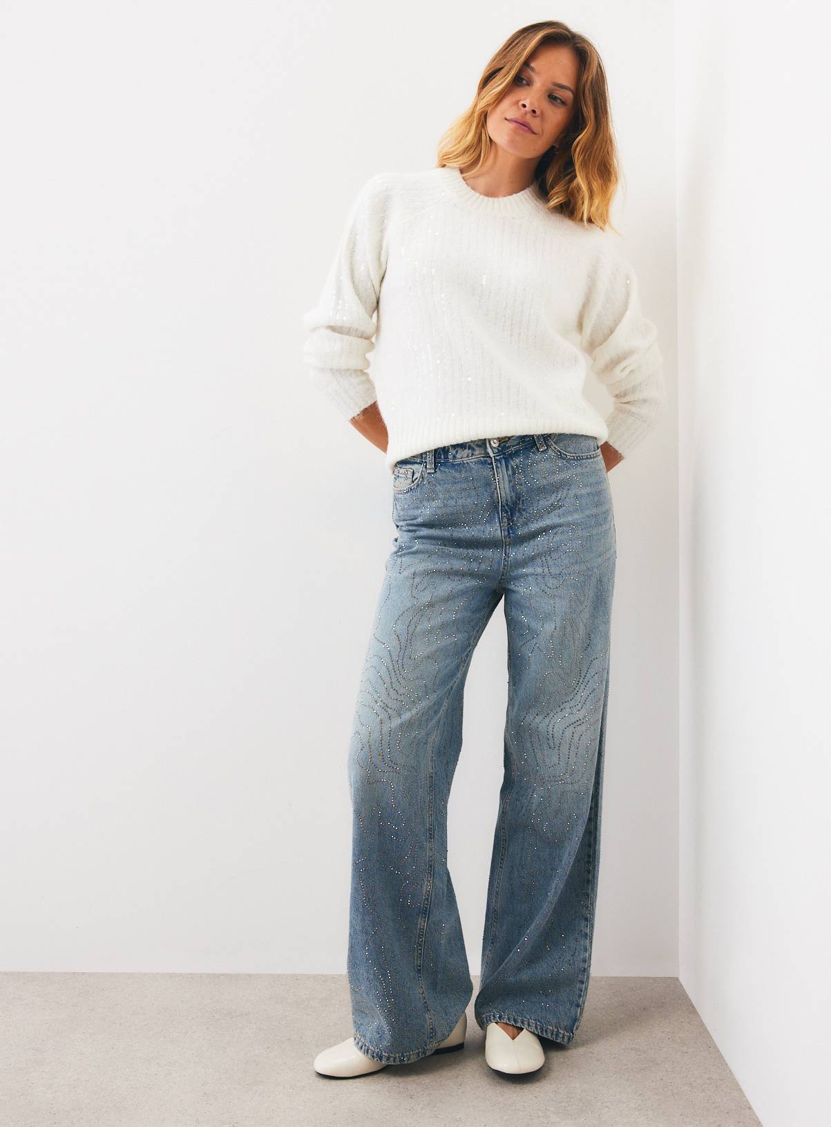 Cream Raglan Sequin Embroidered Crew Neck Jumper M - Image 2