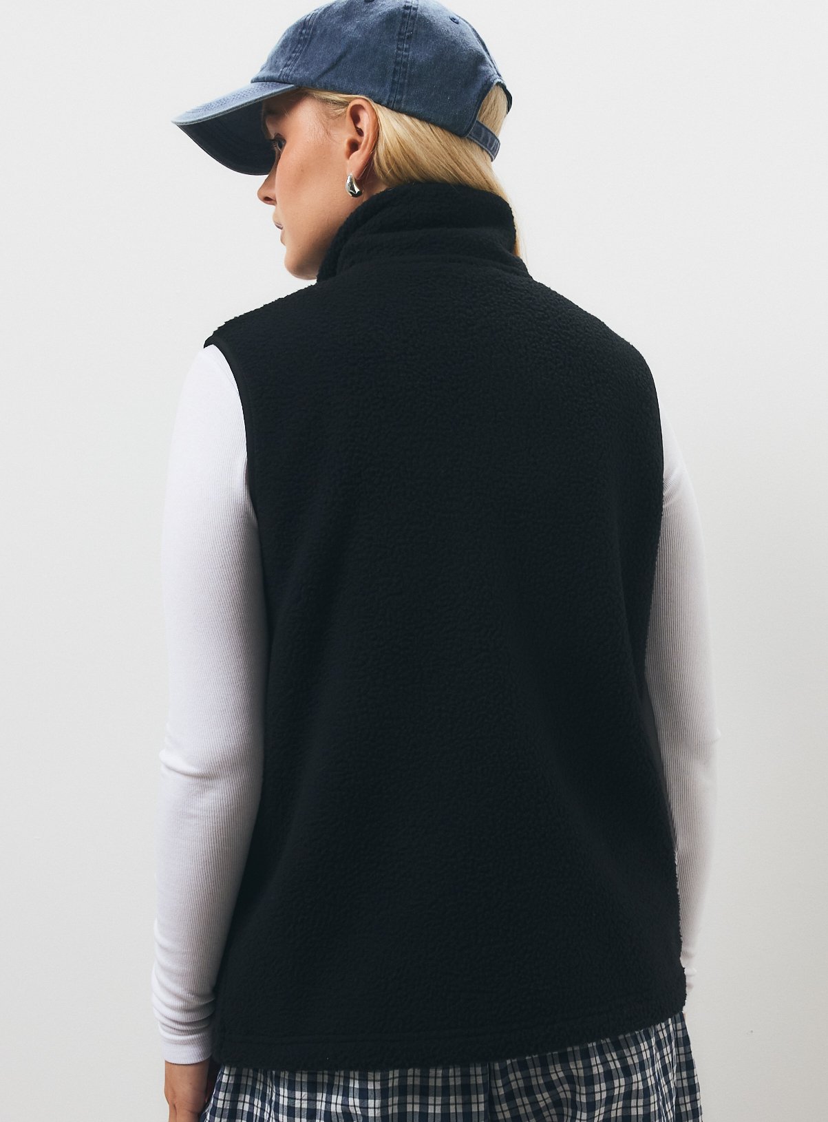 Black Teddy Fleece Full Zip Gilet L - Image 4 thumbnail