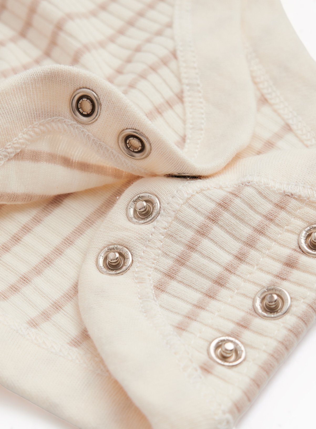 Cream Giraffe Print 4-Piece Starter Set Up to 1 mth - Image 2 thumbnail