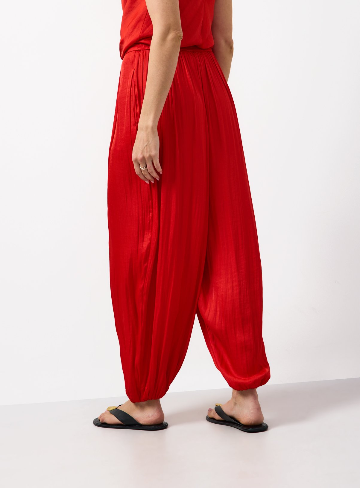 Red Satin Balloon Leg Co-ord Trousers 18 - Image 4 thumbnail