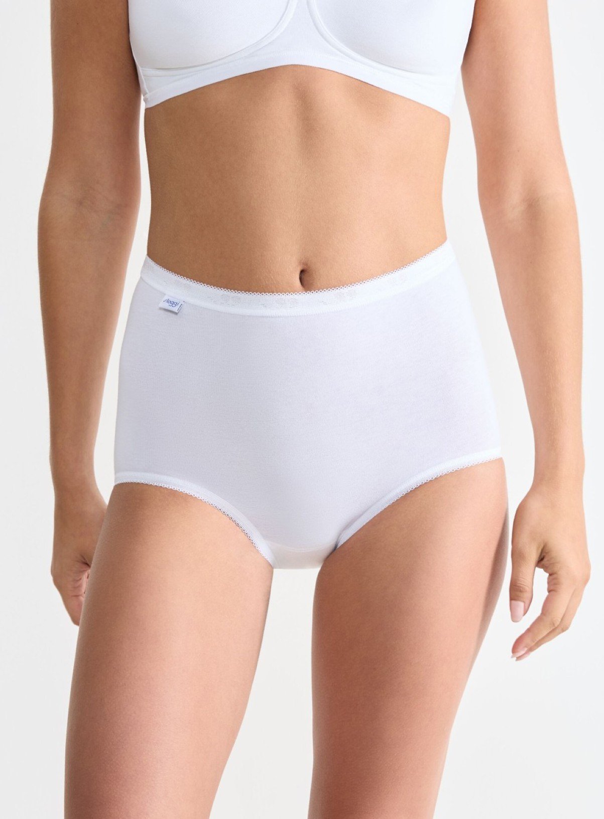 SLOGGI Sloggi Basic Maxi Knickers 3 Pack White 10 - Image 1 thumbnail