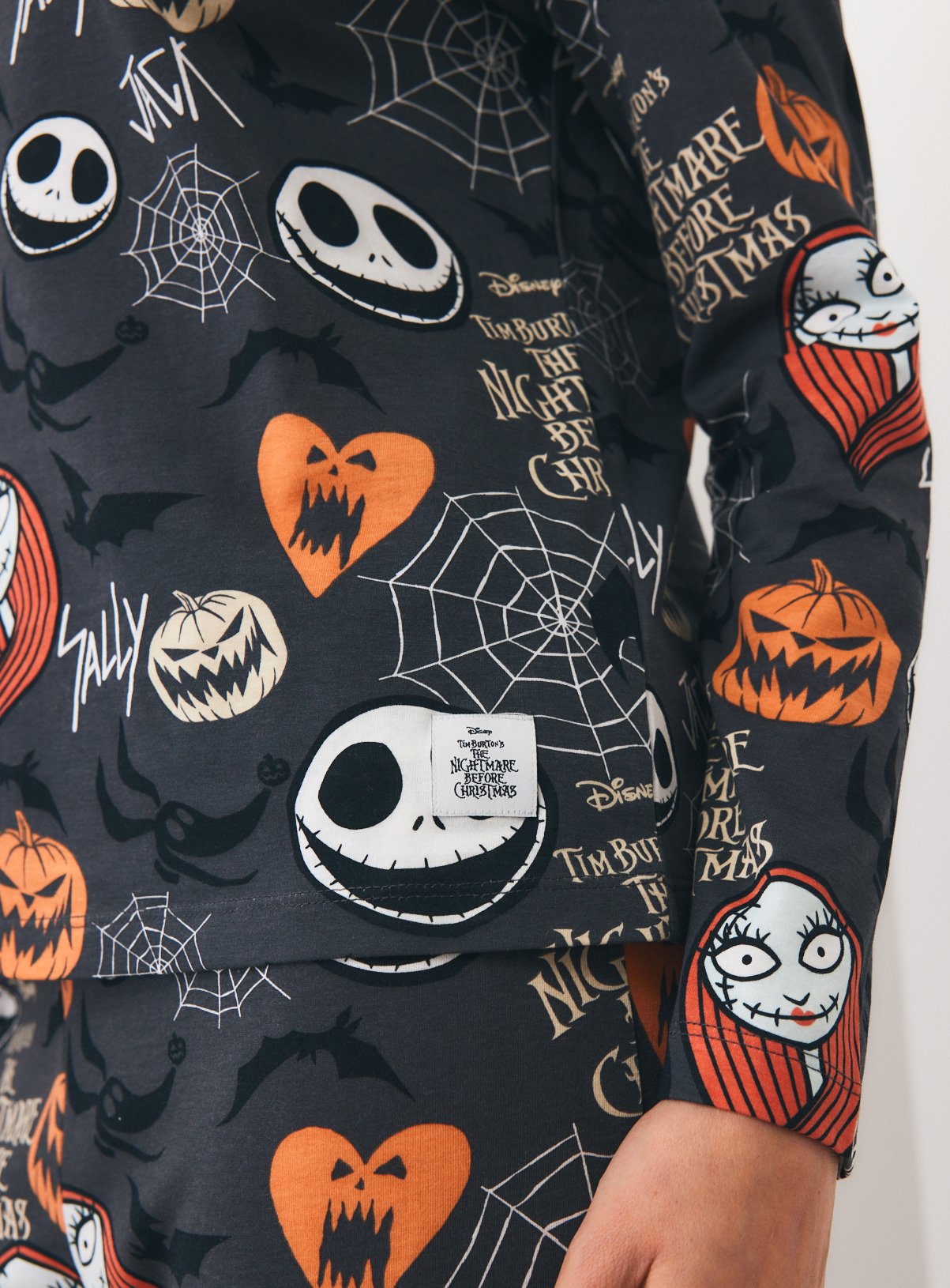 Family Matching The Nightmare Before Christmas Pyjama Set XL - Image 3 thumbnail