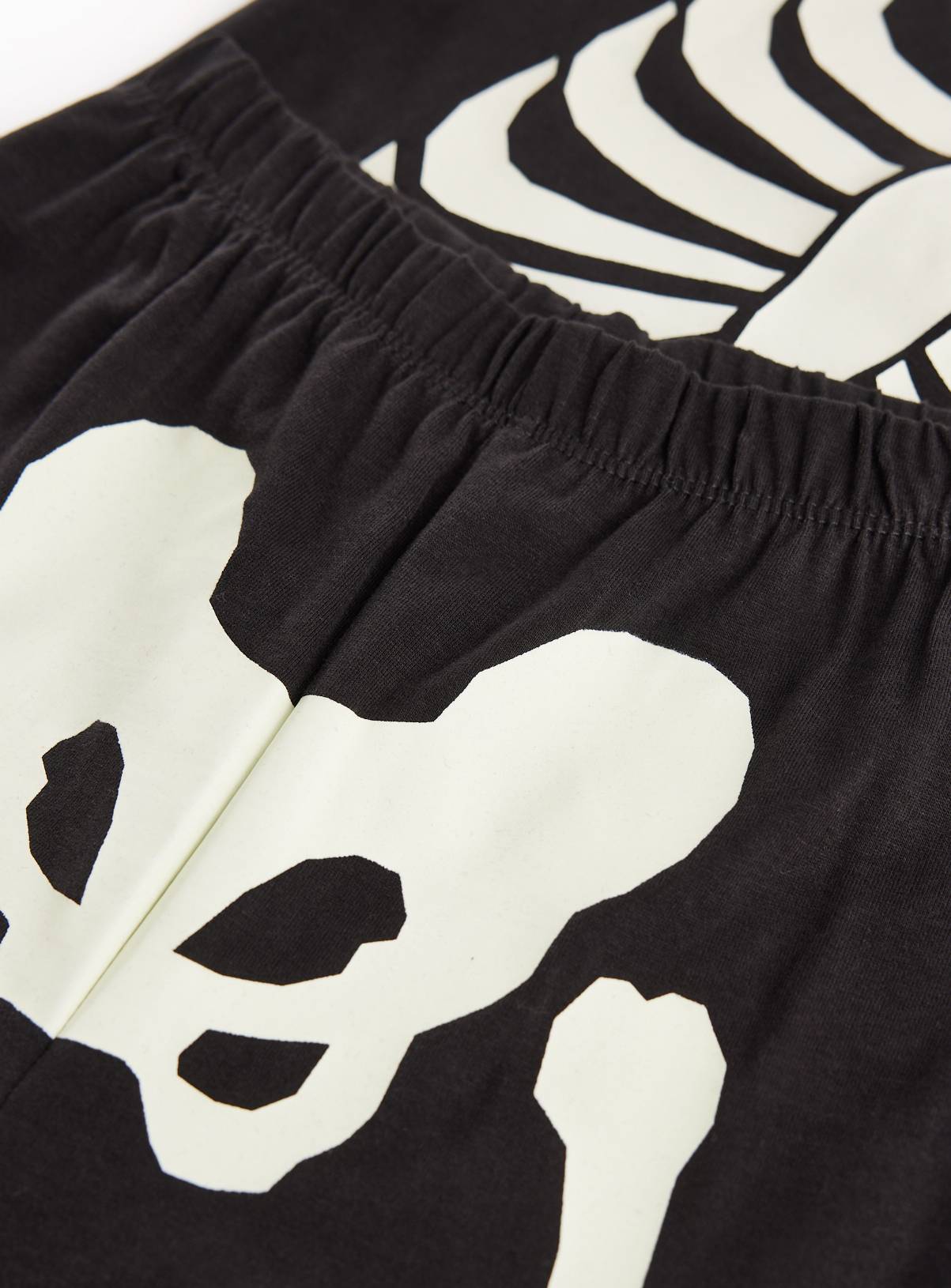 Halloween Skeleton Pyjamas 2-Piece Set 8-9 years - Image 2