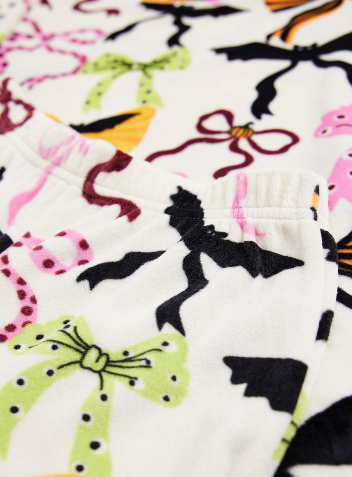 Halloween Pink Bow Slinky Pyjamas 8-9 years - Image 2 thumbnail