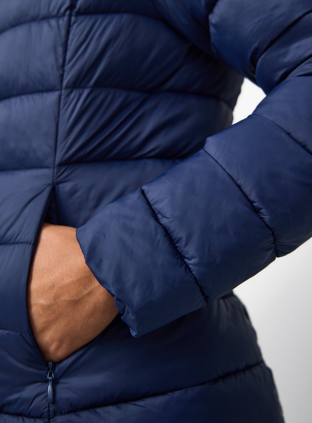 Navy Padded Funnel Neckline Puffer Jacket XS - Image 3 thumbnail
