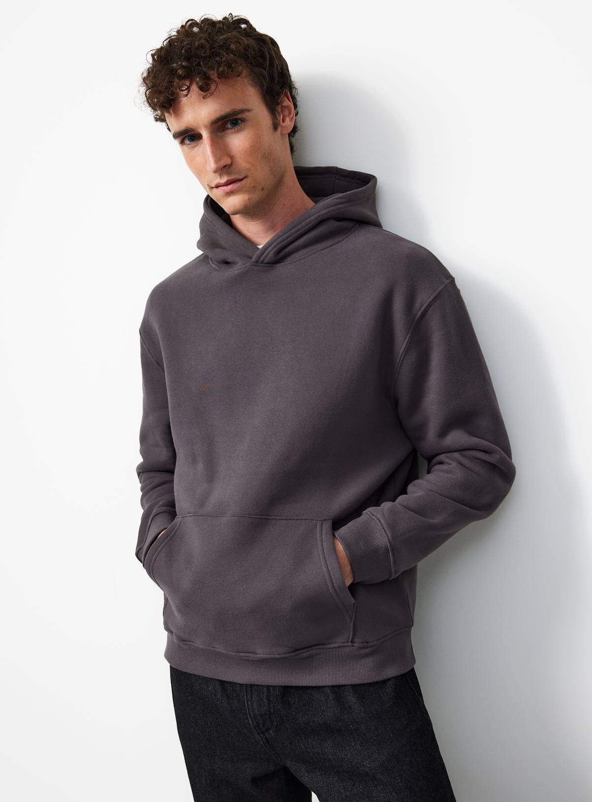 Grey Ultimate Hoodie L - Image 2