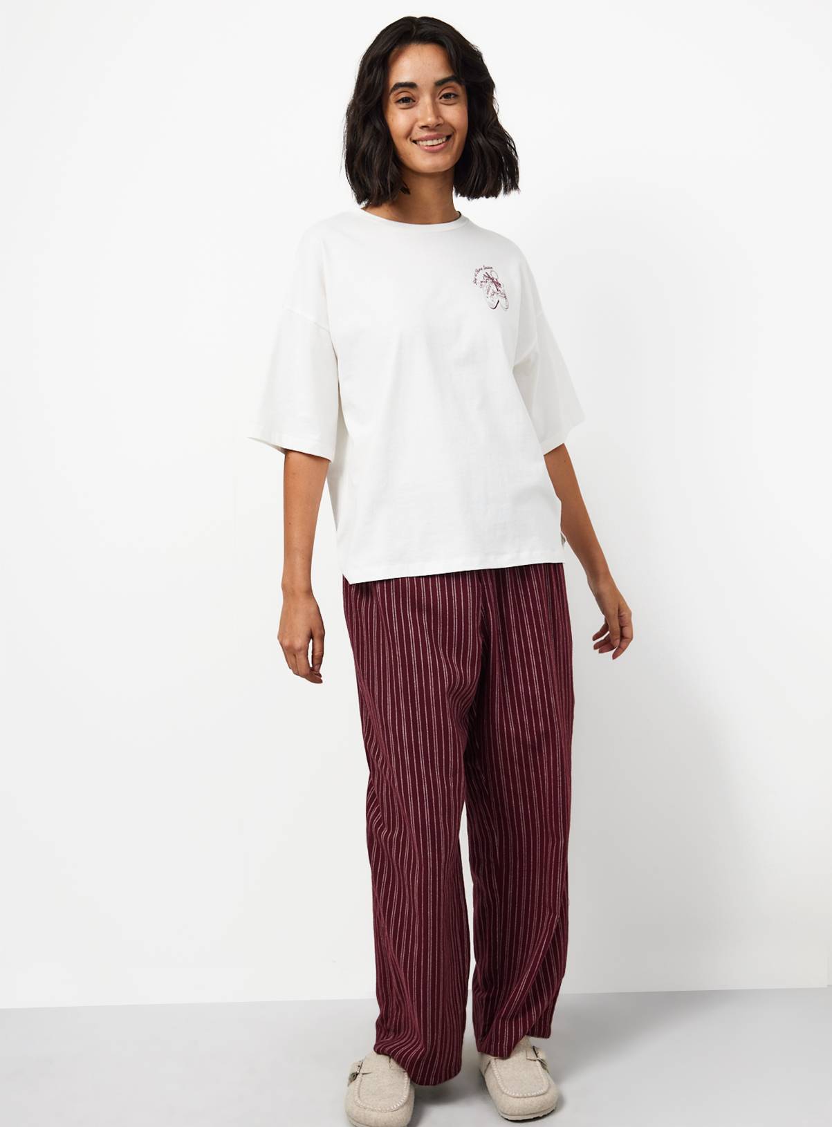 Cream Charm Pyjama Set S - Image 2