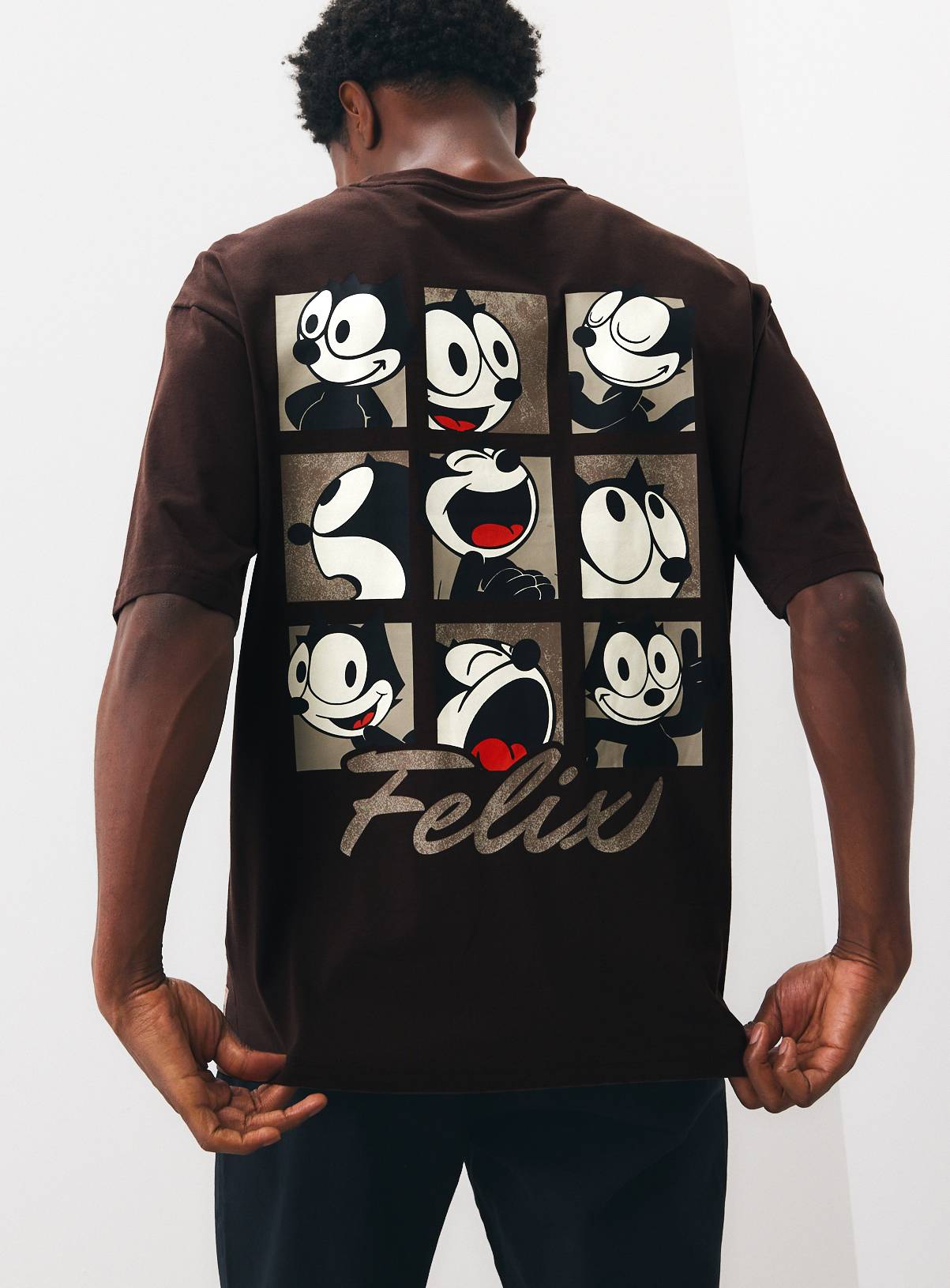 Brown Felix the Cat Graphic T-Shirt L - Image 2