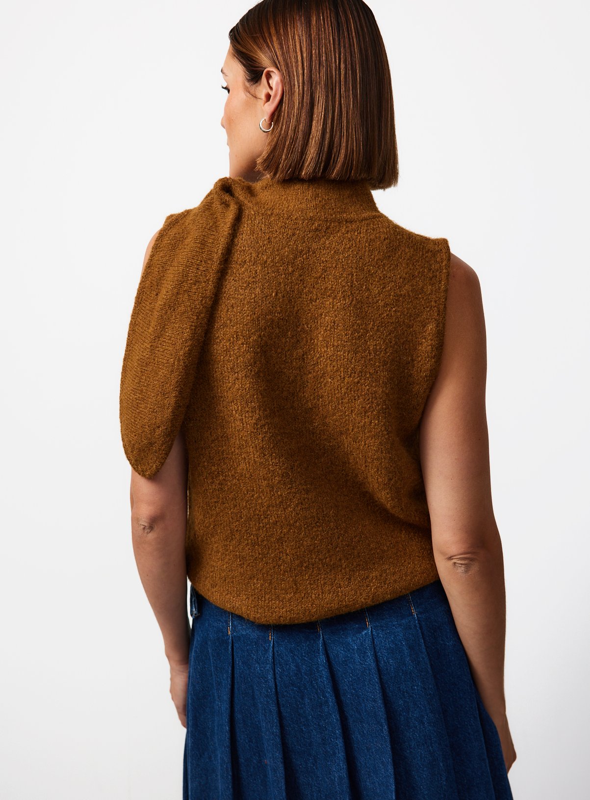 Tan Scarf Vest Knit Top 18 - Image 4 thumbnail