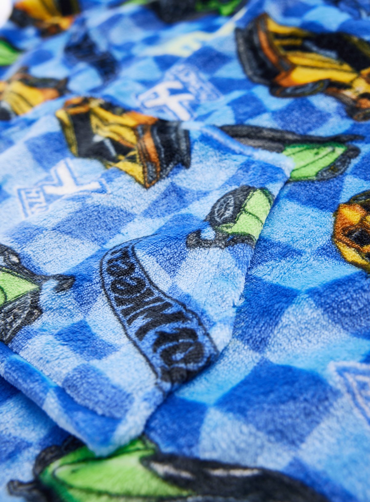 Hot Wheels Blue Hooded Blanket 9-10 years - Image 2 thumbnail