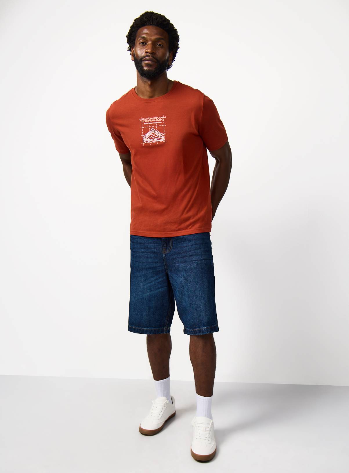 Orange Terrain Graphic T-Shirt L - Image 6