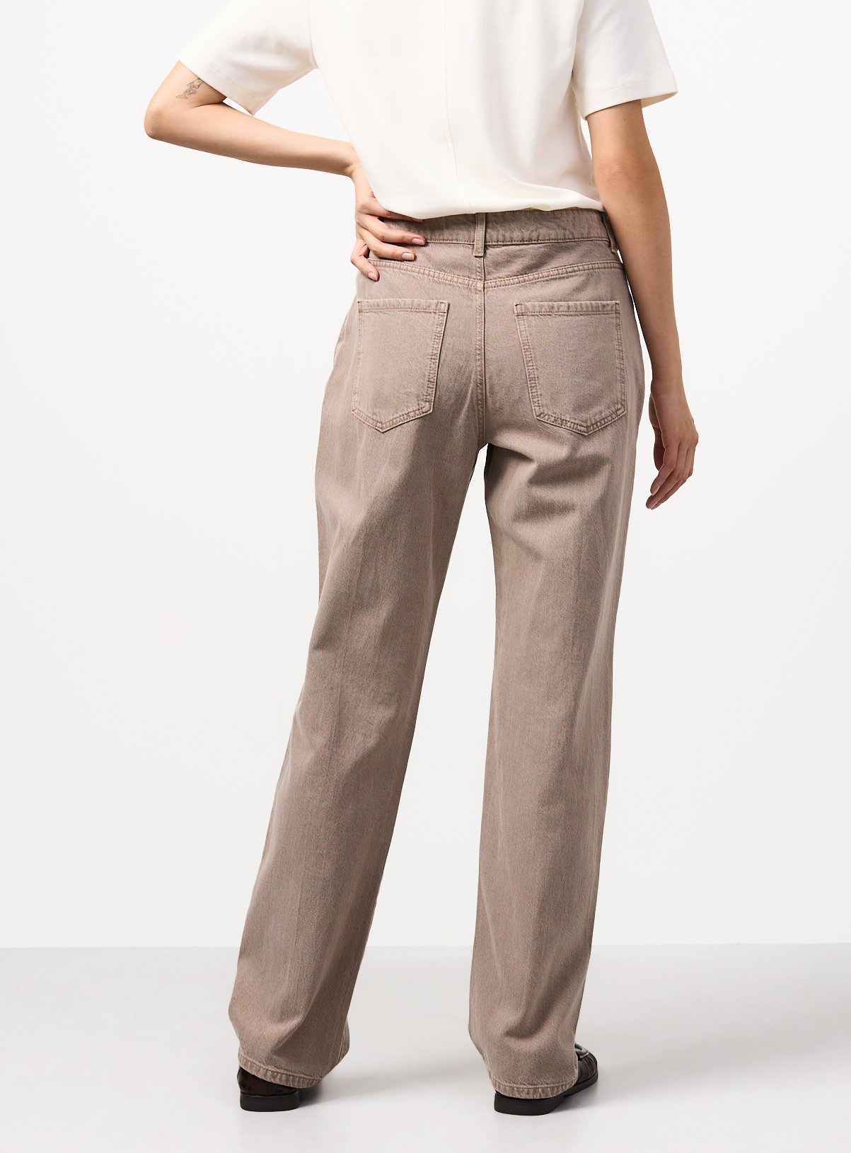 Taupe Straight Leg Jeans 10L - Image 4 thumbnail