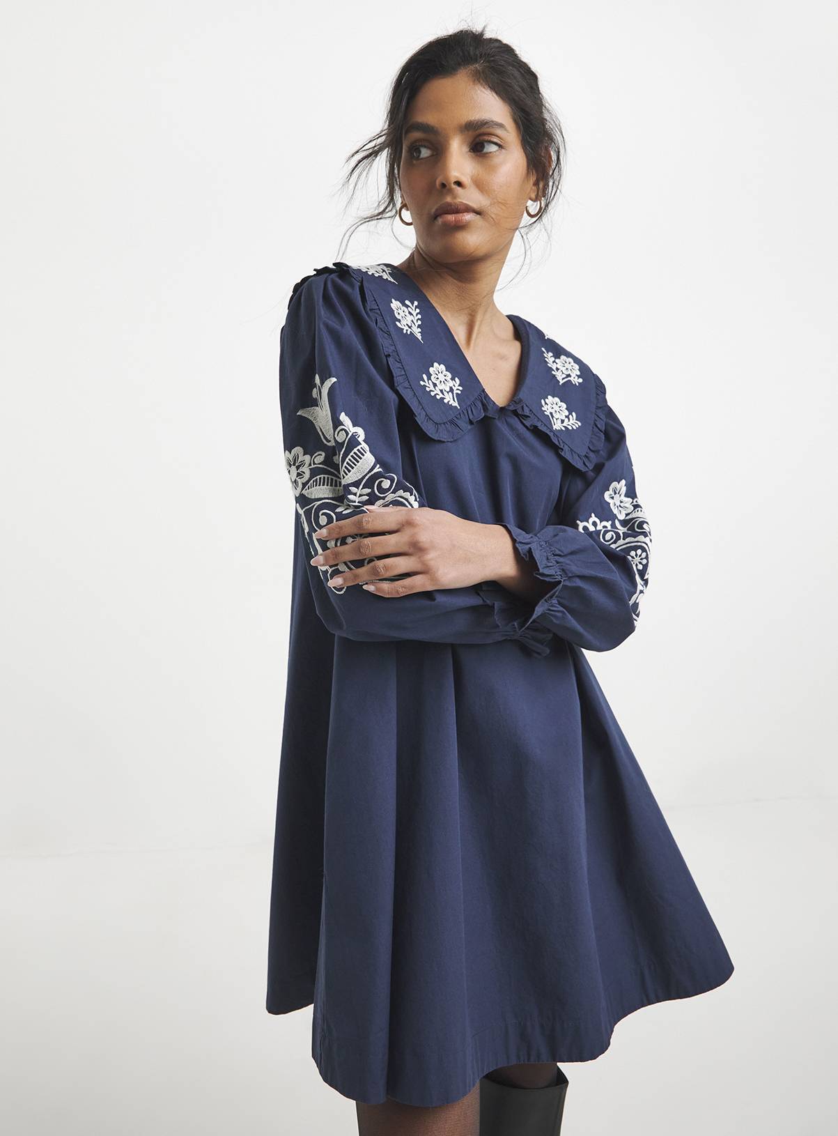 SIMPLY BE Cotton Poplin Embroidered Sleeve Collared Swing Dress 14 - Image 1