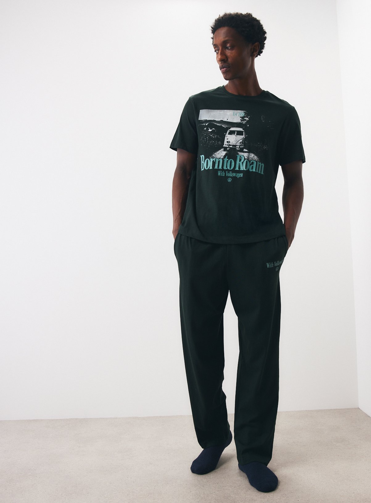 Volkswagen Pyjama Top & Bottom 2-Piece Set L - Image 1 thumbnail