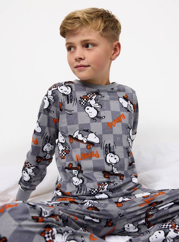 Snoopy All Over Peanut Print Pyjama Set 6-7 years