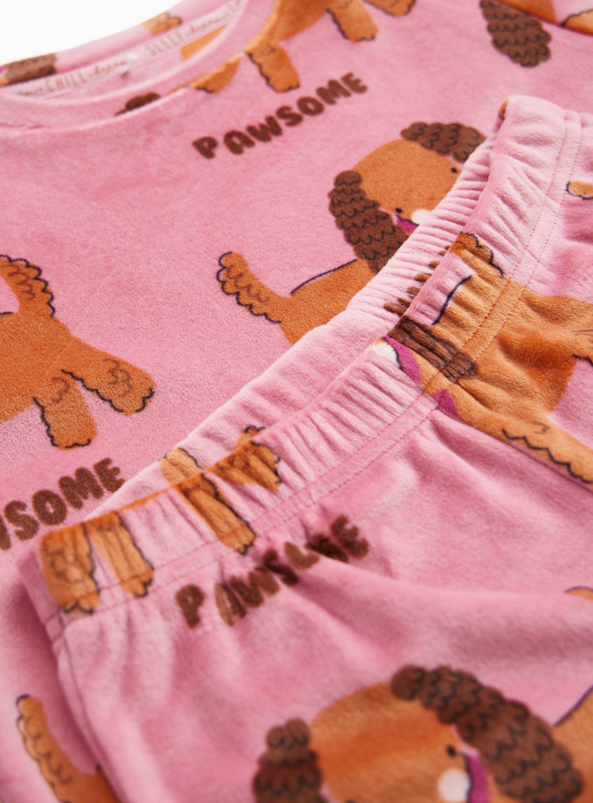 Pink Slinky Sausage Dog 2-Piece Pyjama Set 4-5 years - Image 2