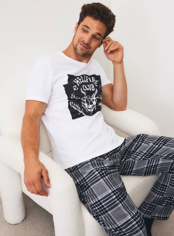 Stranger Things Pyjama Set L
