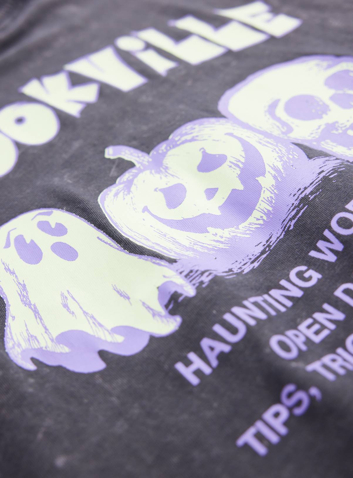 Grey Spookyville Graphic Acid Wash T-Shirt 3 years - Image 3