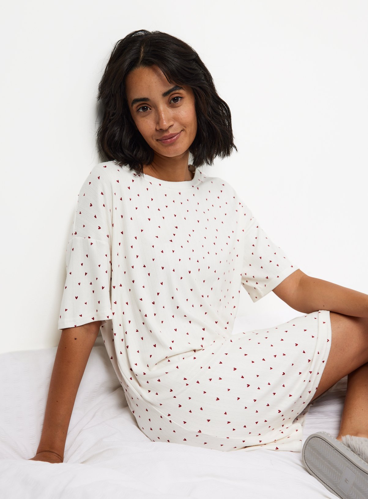 Red Heart Detail Pointelle Sleep T-Shirt S - Image 1 thumbnail