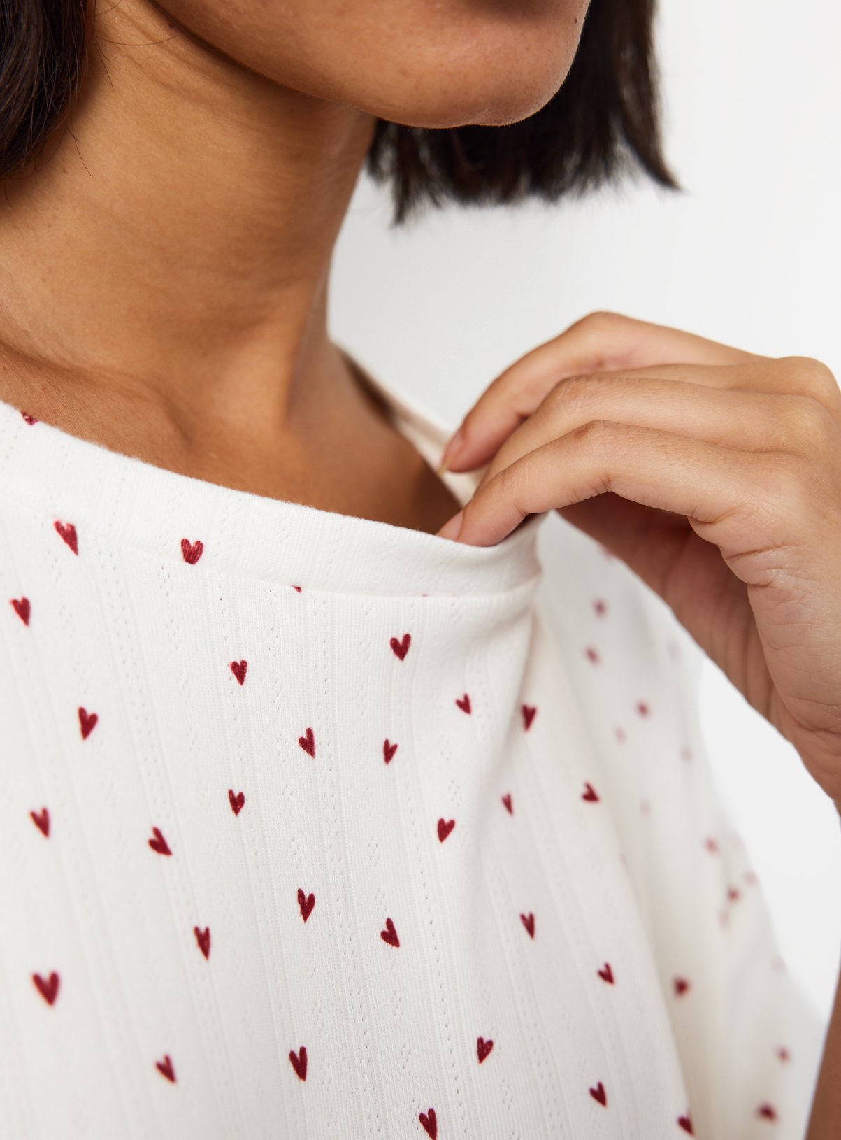 Red Heart Detail Pointelle Sleep T-Shirt S - Image 3 thumbnail