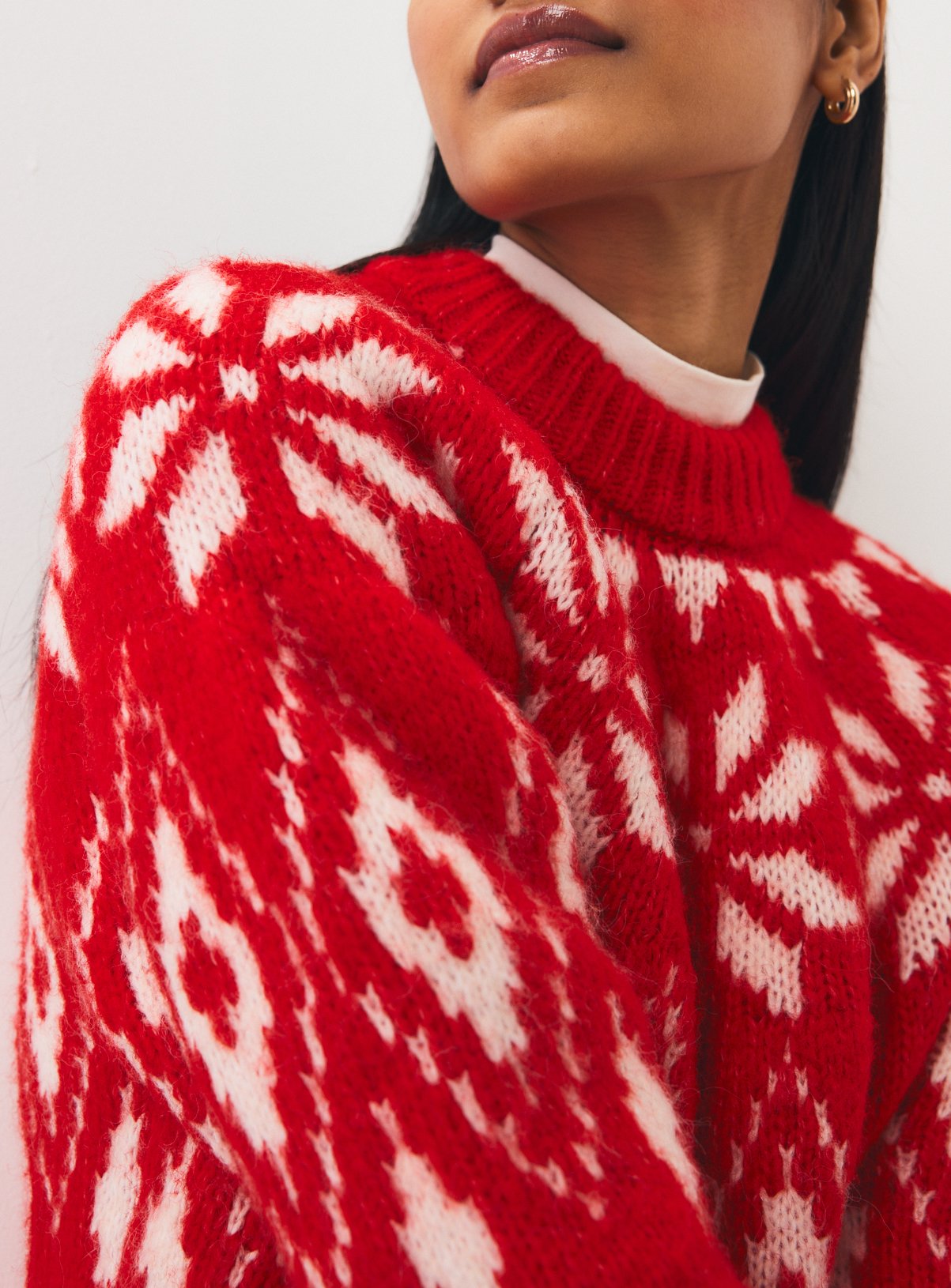 Red Christmas Fairisle Crewneck Jumper XL - Image 3 thumbnail
